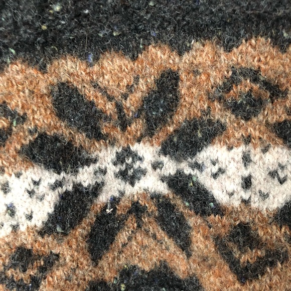 DONATED!!! From The Hills Of Donegal 100% Wool Made In Ireland Sweater Large - Picture 5 of 10